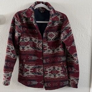 Women’s Patterned Jacket with Fleece Lining